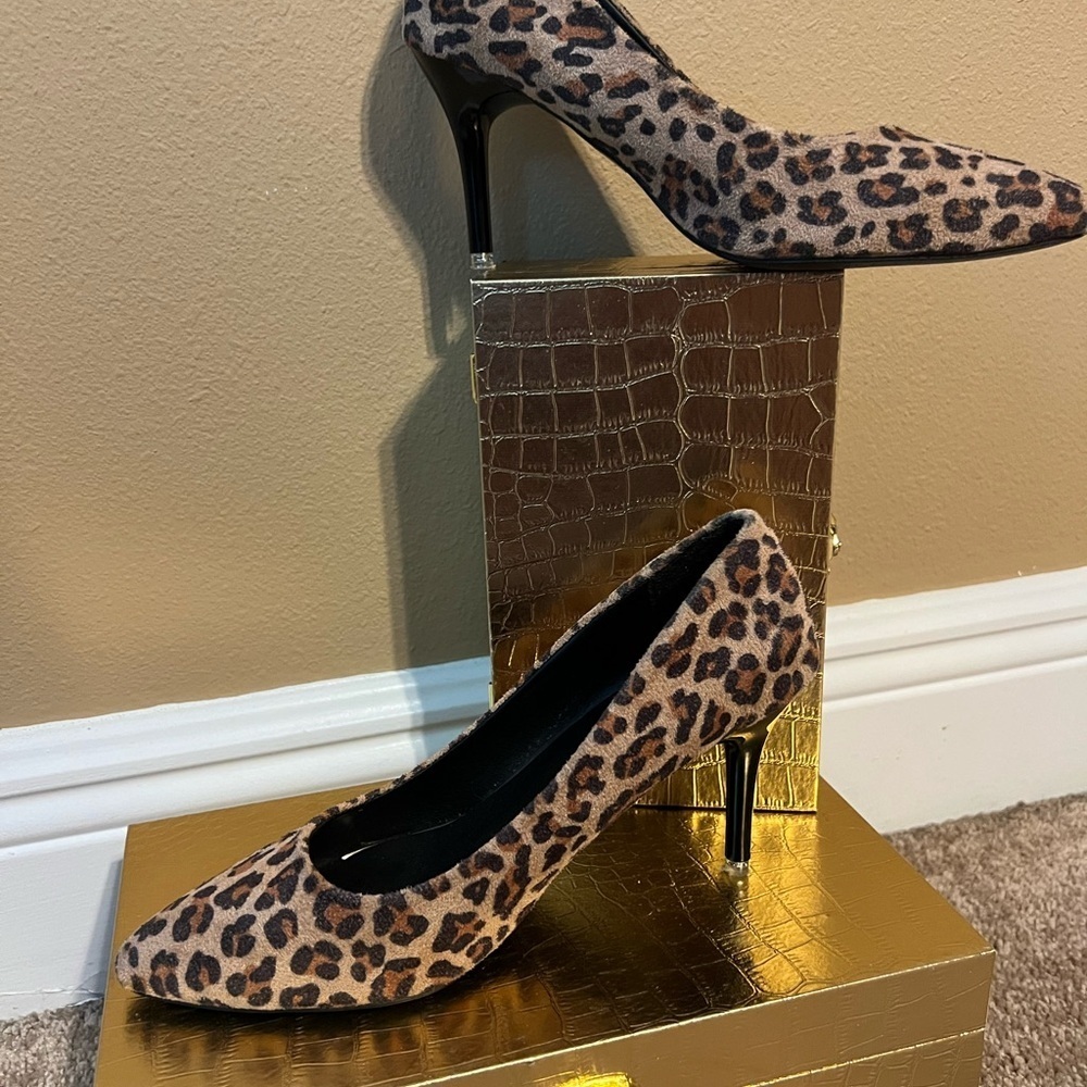 Brown Animal Print Heels with Stiletto Design - Picture 8 of 8